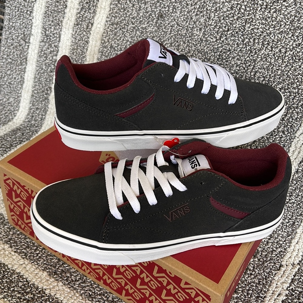 Vans Seldan Suede Raven/White WMNS - Picture 11 of 16
